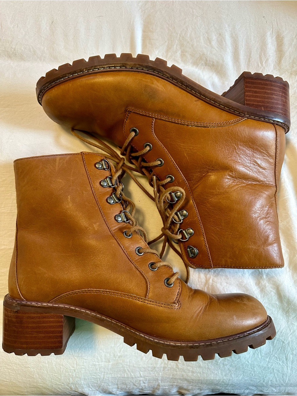 Madewell Julien Lug Sole Leather Lace-Up  Combat Boots Tan Camel Color Size 8.5 - Picture 3 of 9